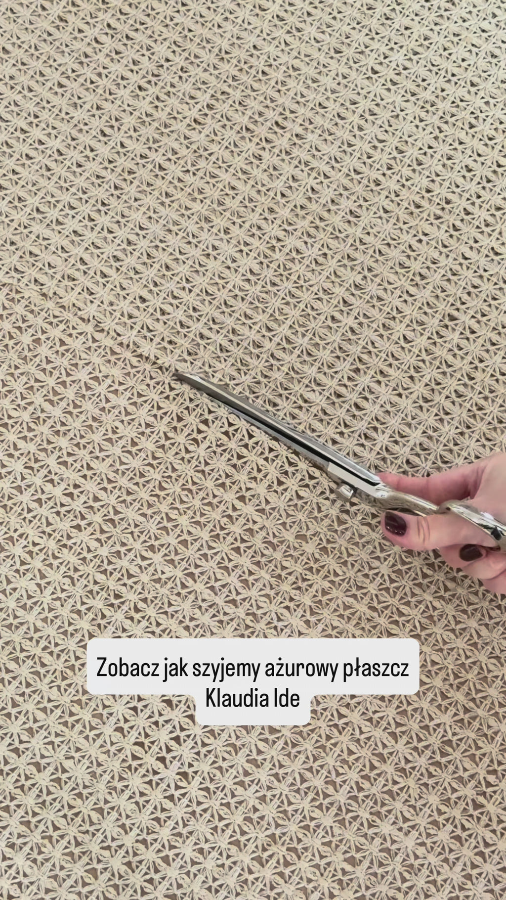 Kimonowy płaszcz "À Jour"- limitowana tkanina ażurowa